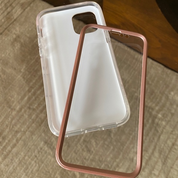New iPhone 11 Pro rose gold case - Picture 3 of 5